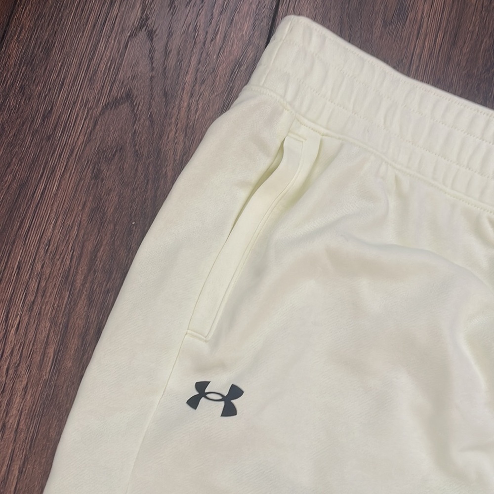 Under armor rival yellow Terry shorts casual women’s plus size 2X - Picture 4 of 8